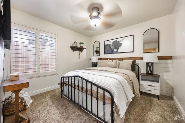 5303 Via Fontenelle Drive, Bakersfield, CA 93308