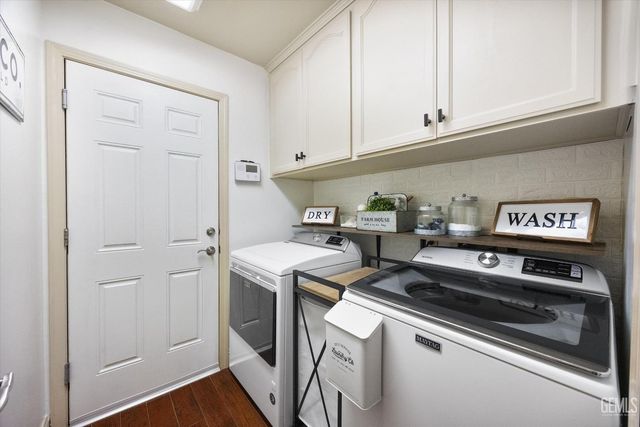 5303 Via Fontenelle Drive, Bakersfield, CA 93308