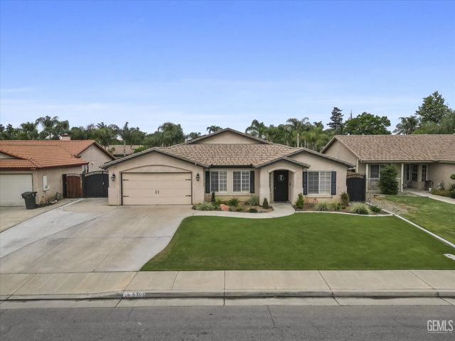 5303 Via Fontenelle Drive, Bakersfield, CA 93308