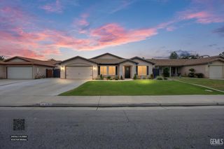 5303 Via Fontenelle Drive, Bakersfield, CA 93308