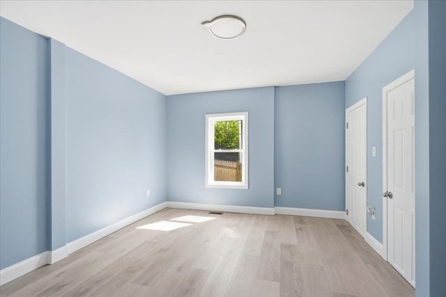 26 Bay Street 1, Hull, MA 02045