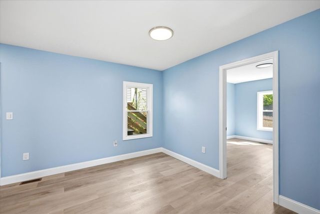 26 Bay Street 1, Hull, MA 02045