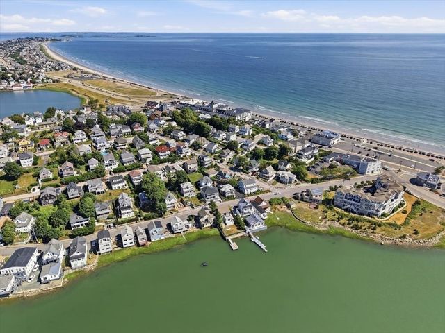 26 Bay Street 1, Hull, MA 02045