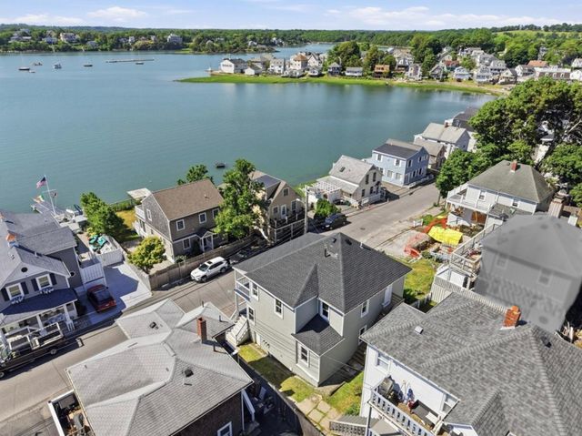 26 Bay Street 1, Hull, MA 02045