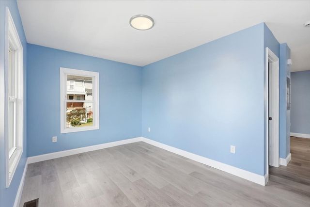 26 Bay Street 1, Hull, MA 02045