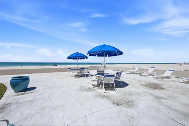 2100 BENJAMIN FRANKLIN DRIVE 205, Sarasota, FL 34236