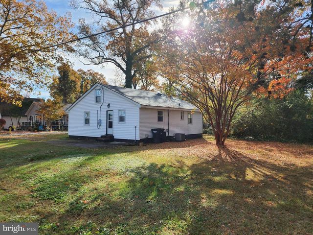 814 GARFIELD AVE, Colonial Beach, VA 22443