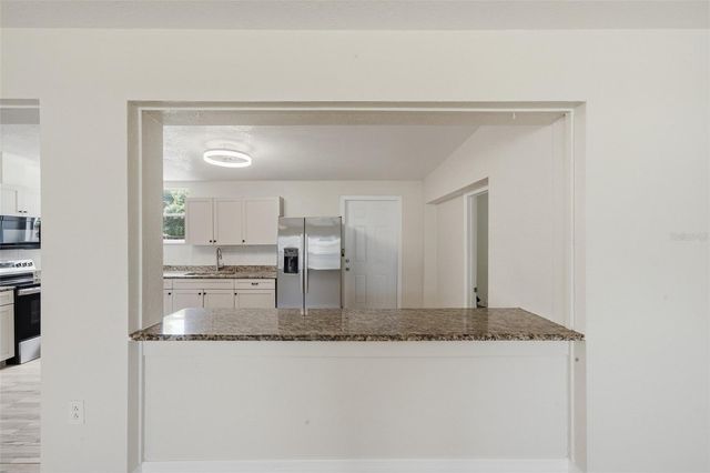 6448 41ST AVENUE N, St Petersburg, FL 33709