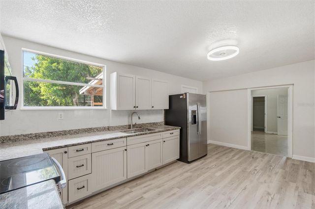 6448 41ST AVENUE N, St Petersburg, FL 33709