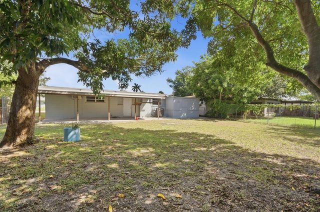 6448 41ST AVENUE N, St Petersburg, FL 33709