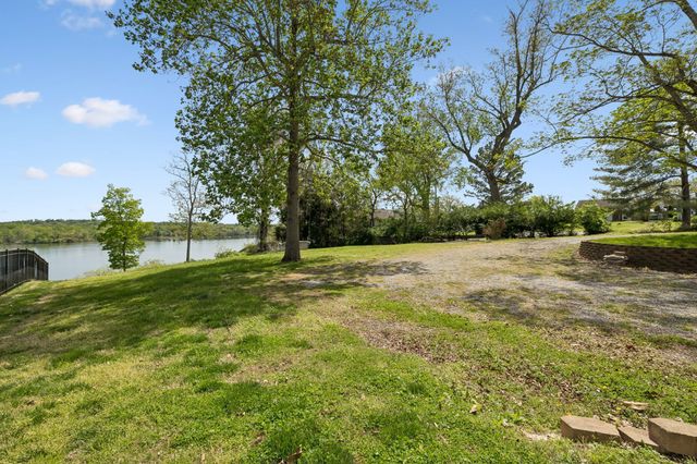 403 Jones St, Old Hickory, TN 37138