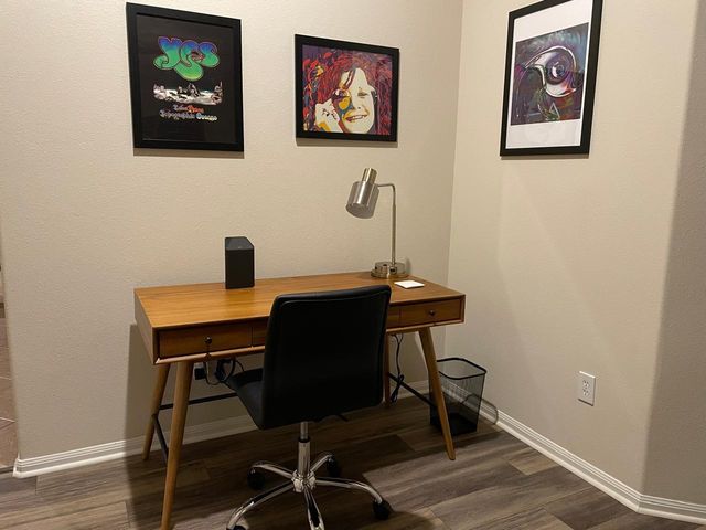 31 W Spindle Tree Circle W, The Woodlands, TX 77382