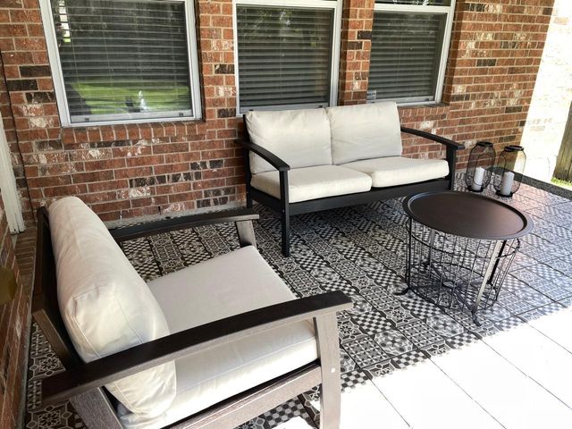 31 W Spindle Tree Circle W, The Woodlands, TX 77382