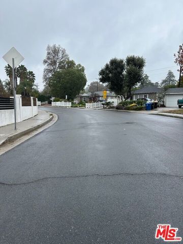 5344 Don Pio Drive, Woodland Hills, CA 91364