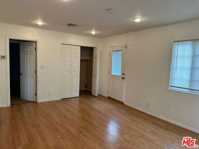 5344 Don Pio Drive, Woodland Hills, CA 91364