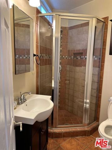 5344 Don Pio Drive, Woodland Hills, CA 91364