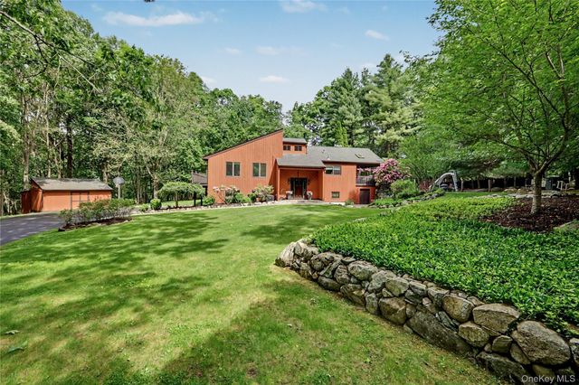 12 Keyrel Lane, Mahopac, NY 10541