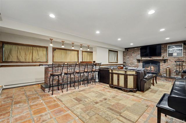 12 Keyrel Lane, Mahopac, NY 10541