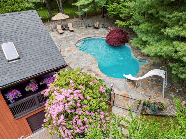 12 Keyrel Lane, Mahopac, NY 10541
