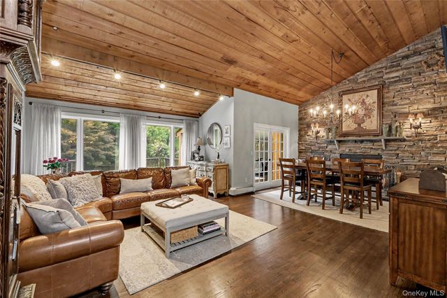 12 Keyrel Lane, Mahopac, NY 10541