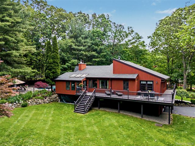 12 Keyrel Lane, Mahopac, NY 10541