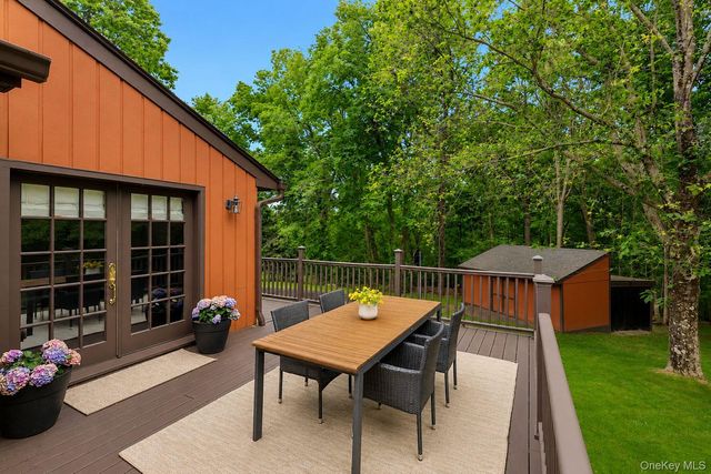 12 Keyrel Lane, Mahopac, NY 10541
