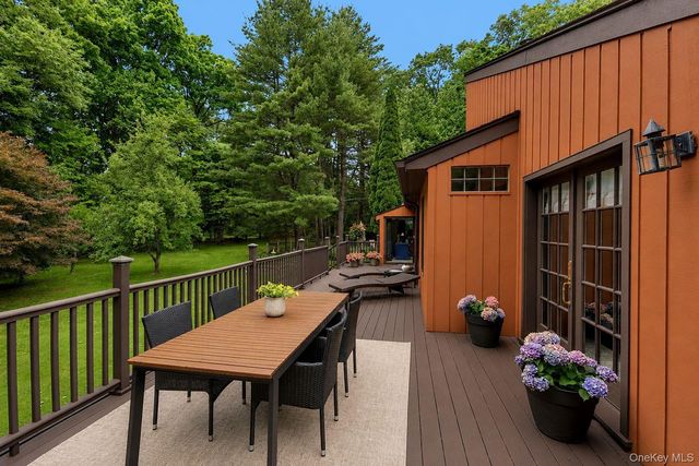 12 Keyrel Lane, Mahopac, NY 10541