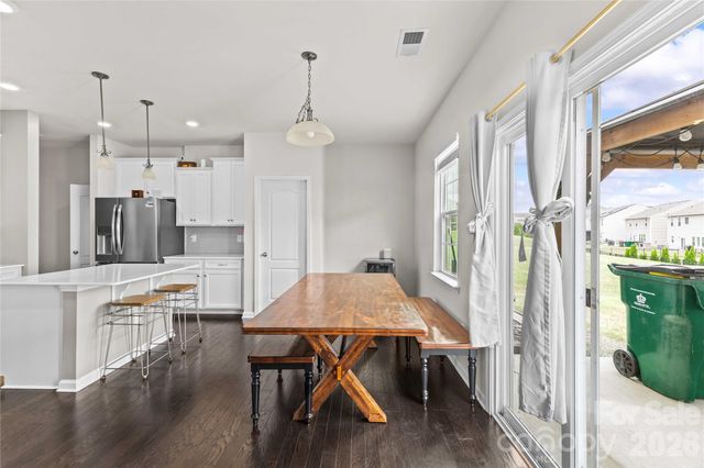 16016 Harbor Hill Drive, Charlotte, NC 28273