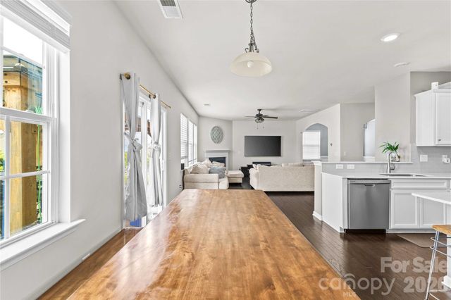 16016 Harbor Hill Drive, Charlotte, NC 28273