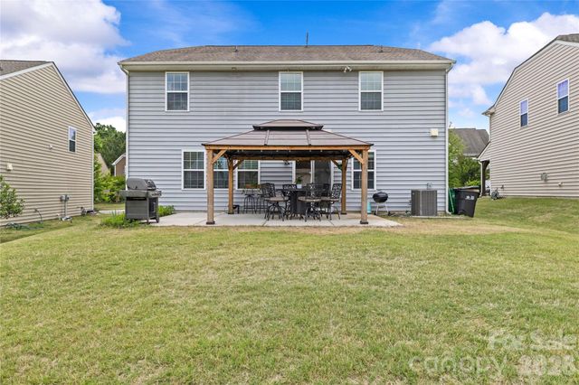 16016 Harbor Hill Drive, Charlotte, NC 28273