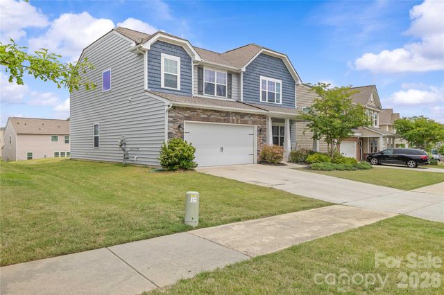 16016 Harbor Hill Drive, Charlotte, NC 28273
