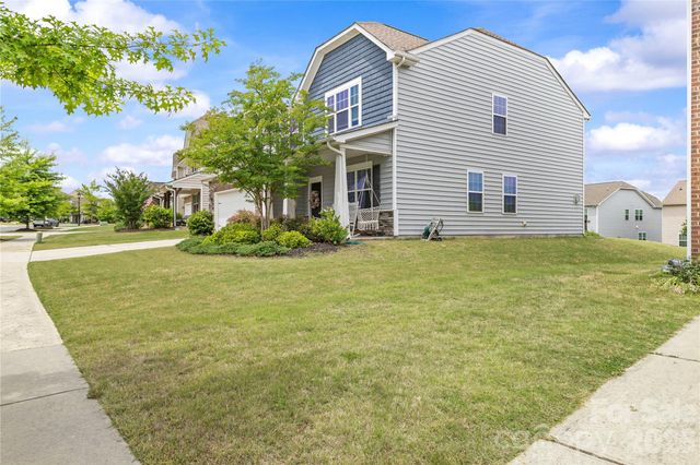 16016 Harbor Hill Drive, Charlotte, NC 28273