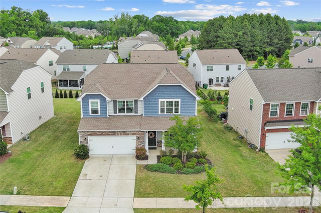 16016 Harbor Hill Drive, Charlotte, NC 28273