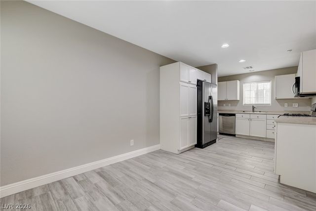 7408 Dashing Court, Las Vegas, NV 89149