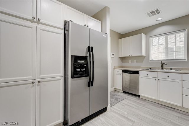 7408 Dashing Court, Las Vegas, NV 89149