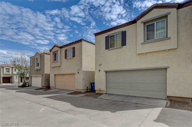 7408 Dashing Court, Las Vegas, NV 89149