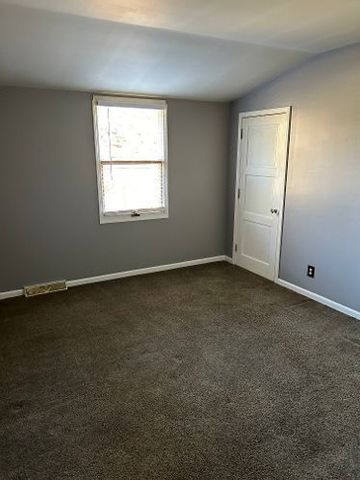 6104 Madison Avenue, Indianapolis, IN 46227