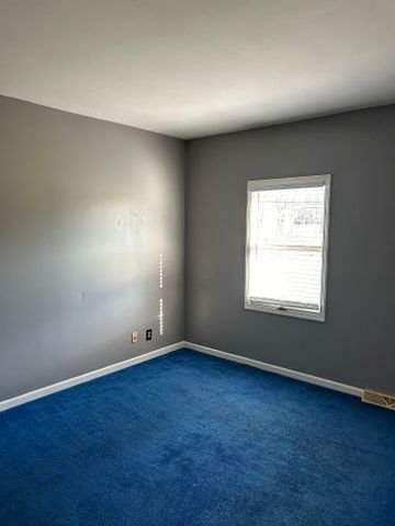 6104 Madison Avenue, Indianapolis, IN 46227