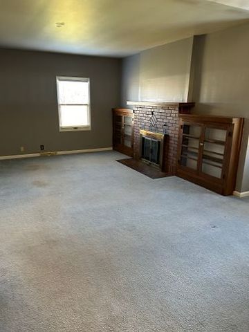 6104 Madison Avenue, Indianapolis, IN 46227