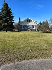 6104 Madison Avenue, Indianapolis, IN 46227