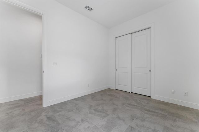 9333 SW Pepoli Way, Port St. Lucie, FL 34987