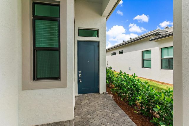 9333 SW Pepoli Way, Port St. Lucie, FL 34987