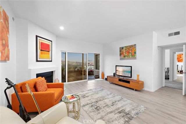 20 NICE, Laguna Niguel, CA 92677