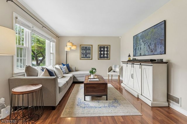 90 Columbia Ave, Nutley Twp., NJ 07110