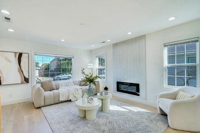 107 N Delaware Street, San Mateo, CA 94401