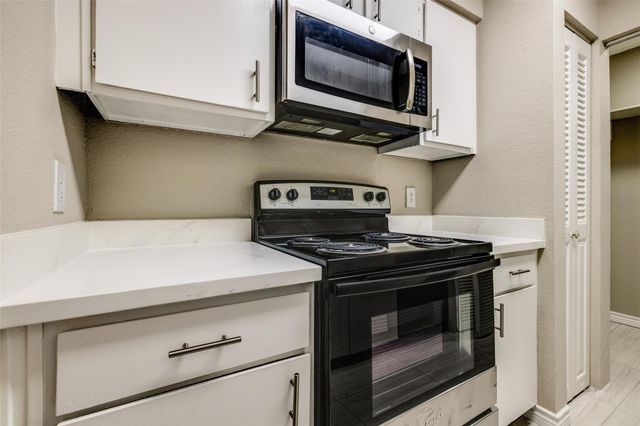 3654 Ocee Street, Houston, TX 77063