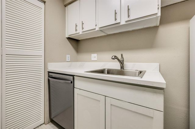 3654 Ocee Street, Houston, TX 77063