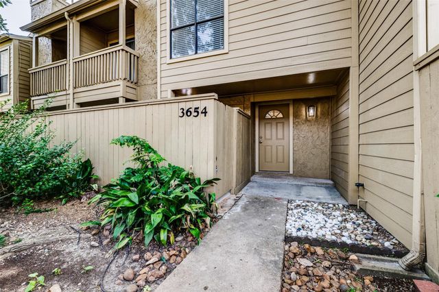 3654 Ocee Street, Houston, TX 77063