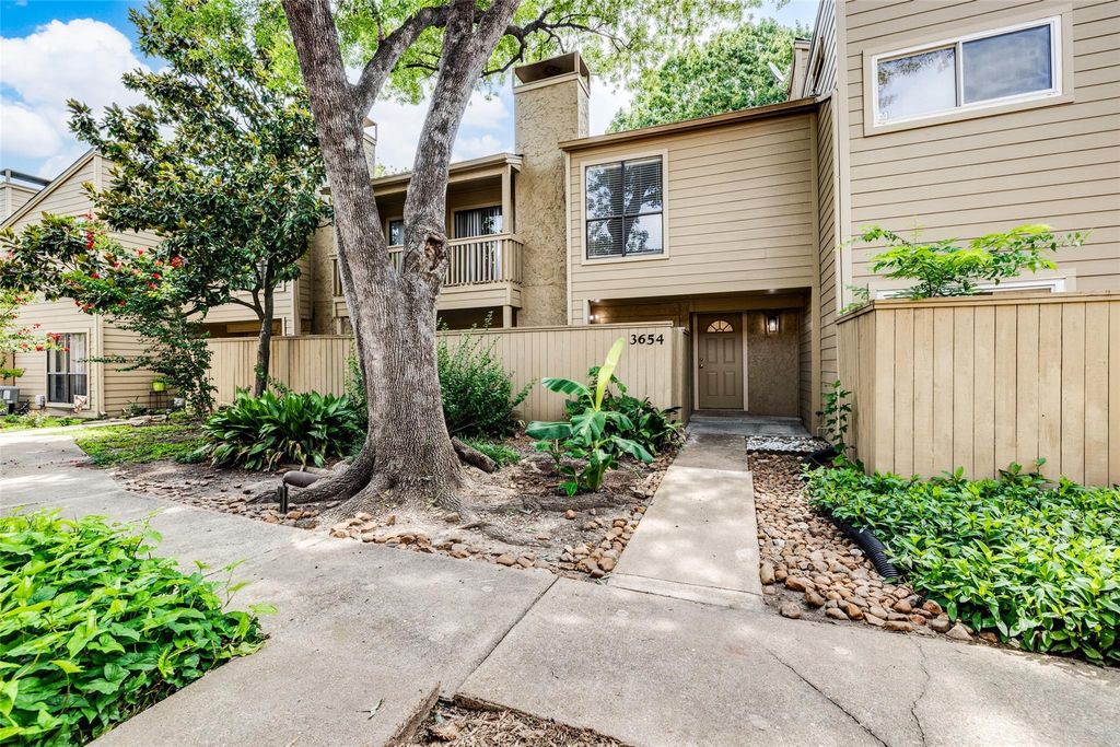 3654 Ocee Street, Houston, TX 77063