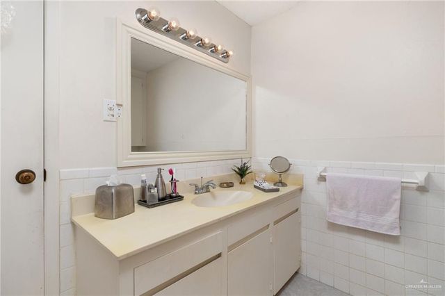 800 E Dallas Avenue 17, Mcallen, TX 78501